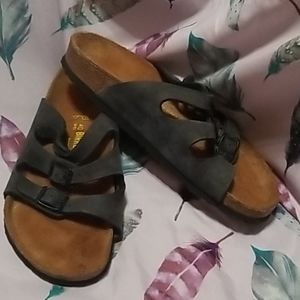 Birkenstocks 40 navy triple strap 3 buckle slides